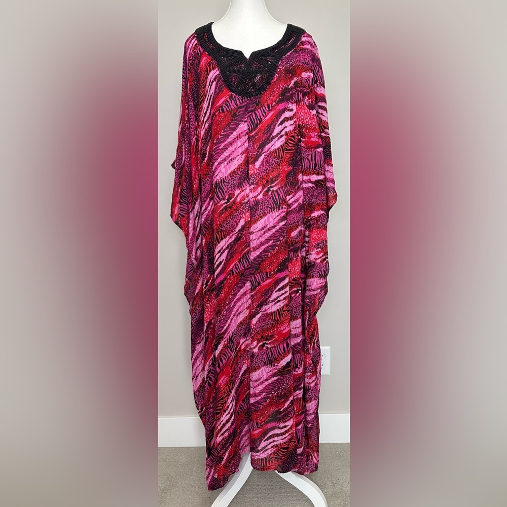 Swimsuits For All Beaded Caftan MuMu Cover Up Pink Red Purple Print 18/20 2XL - Picture 2 of 13